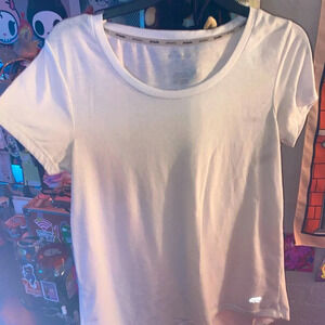 marika fit for you open back athletic top white sz M🐼🐼🐼